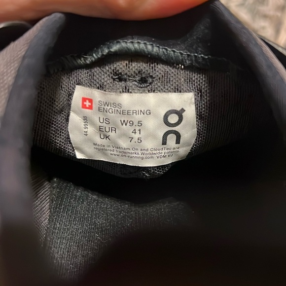 On Cloud Ultra 9.5 - Picture 7 of 7